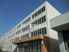 中学校　栄南中学校（中学校）まで398m