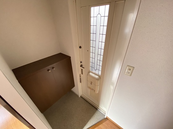 玄関　※別部屋の写真です