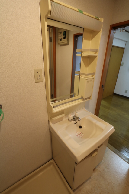 洗面設備　☆便利な独立洗面台☆