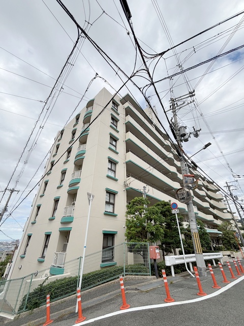 建物外観　スタイリッシュな建物です＾＾