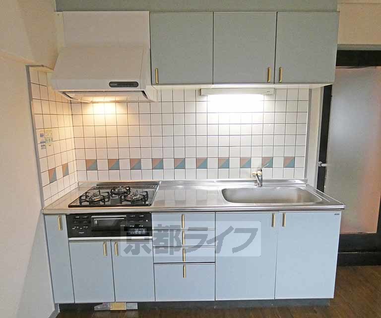 キッチン　キッチンです。