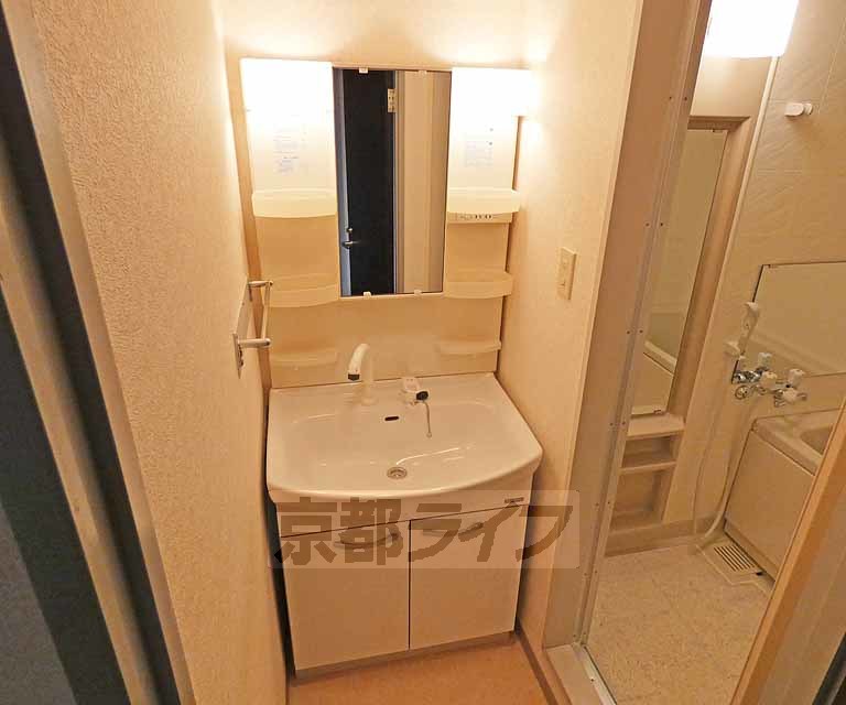 洗面設備　洗面所です。