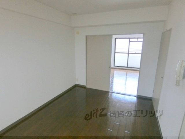 居室・リビング　居室