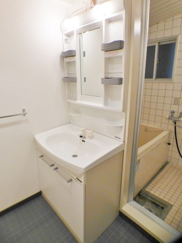 洗面設備　別部屋参考写真