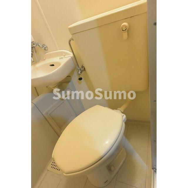 トイレ　清潔感のあるトイレです