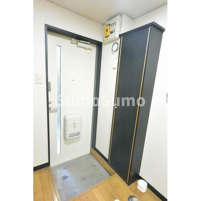 玄関　落ち着いた玄関です