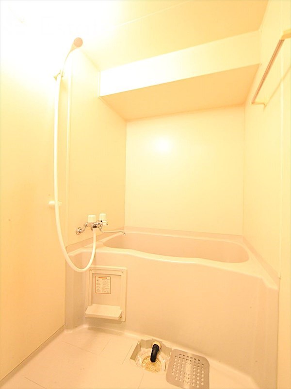 バス・シャワールーム　バスルーム