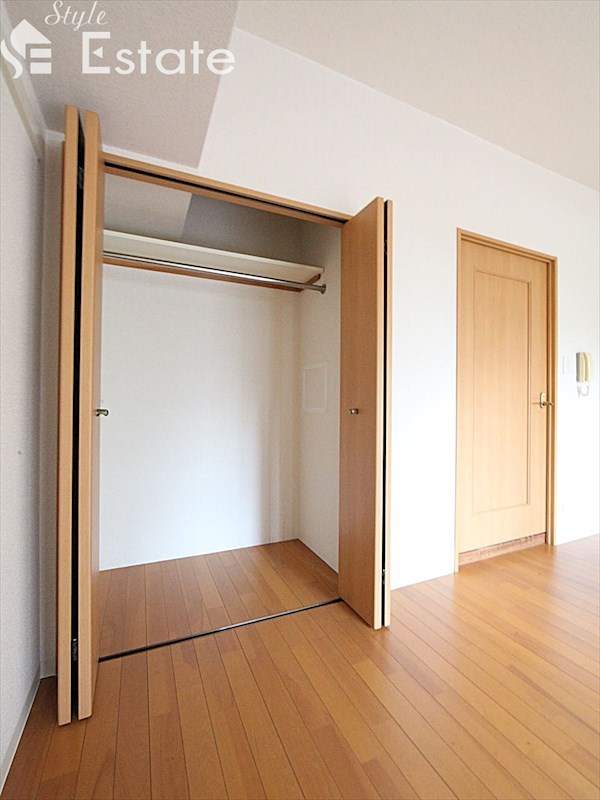 収納　クローゼット