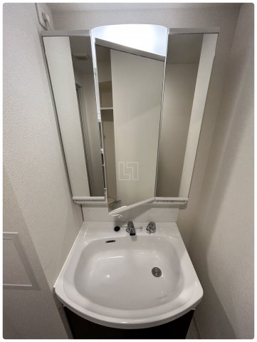 洗面設備　プレサンスOSAKADOMECITYビーツ　独立洗面台