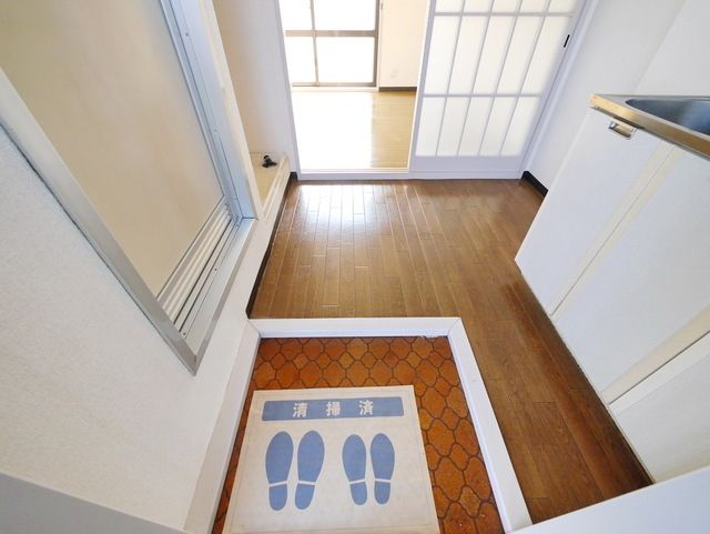 玄関　★お問い合わせはタウンハウジング橋本店まで★
