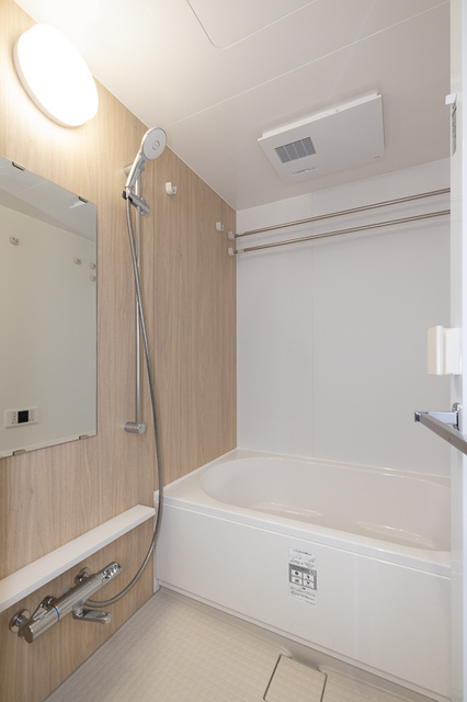 バス・シャワールーム　※写真は同タイプ住戸です。