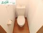 トイレ　同物件別室の写真です
