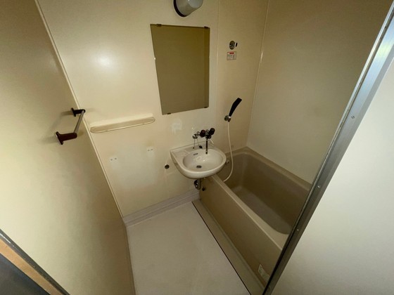 洗面設備　※別部屋の写真です