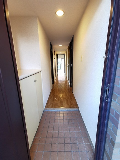 玄関　現況優先