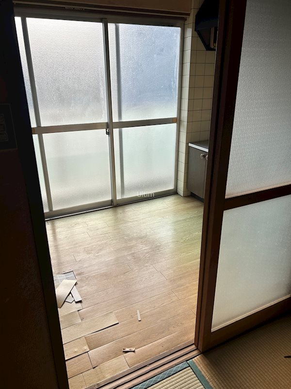 居室・リビング　※別のお部屋のお写真です。御参考までに。