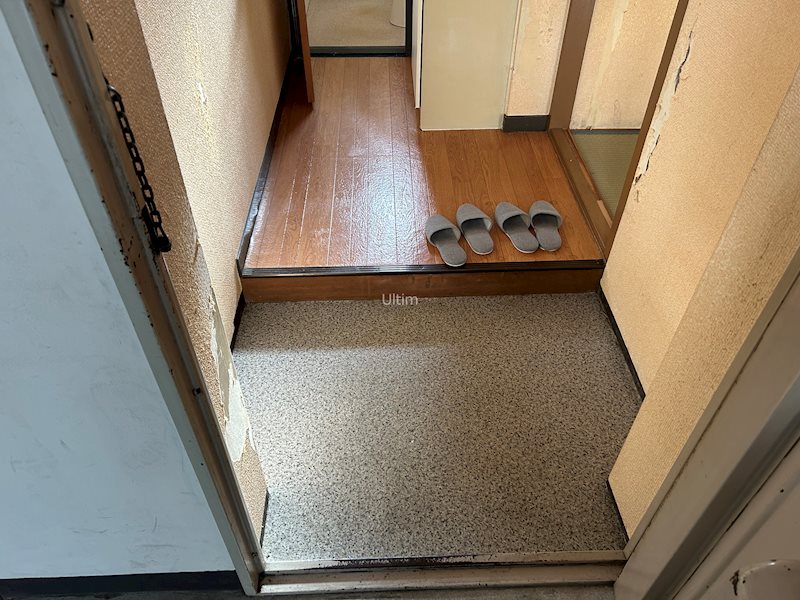 玄関　※別のお部屋のお写真です。御参考までに。