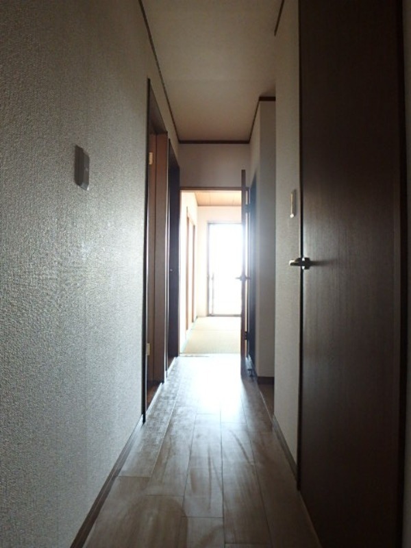 玄関　図面と現状に相違がある場合には現状を優先