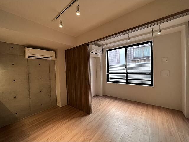 居室・リビング　居室