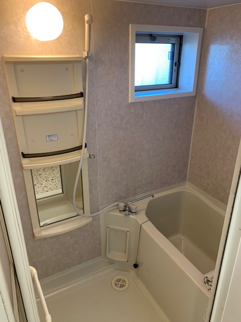 バス・シャワールーム　シャワー付　バストイレ別