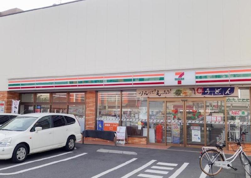 コンビニ　セブン-イレブン 梅島駅前店（コンビニ）まで500m