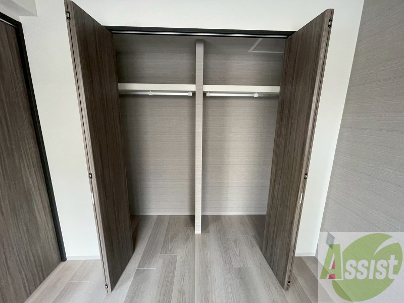 収納　洋室にはクローゼットがあるのですっきり片付きそうです。