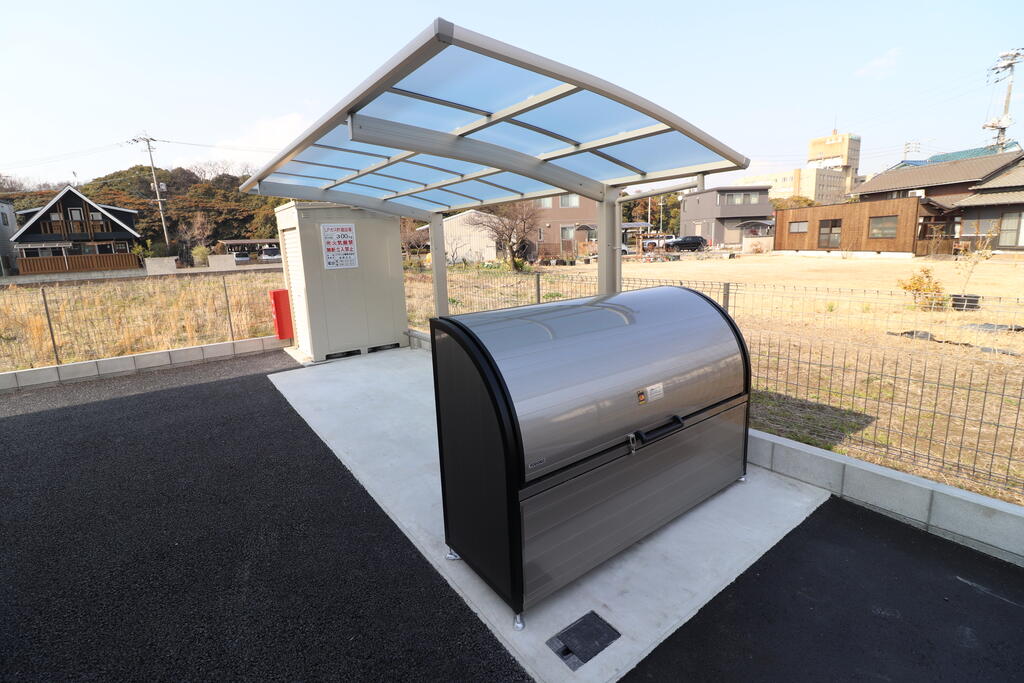 その他共有部分　敷地内ゴミステーション、駐輪場☆