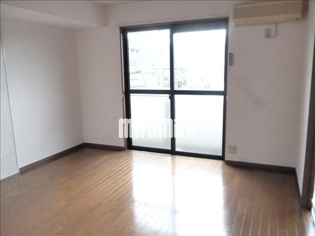 その他部屋・スペース　南向きの明るいリビング