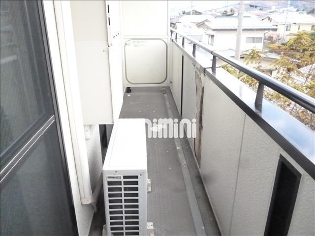 バルコニー　南向き、広いベランダです