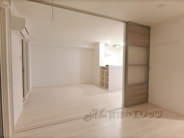 居室・リビング　リビング