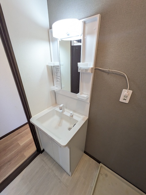 洗面設備　うれしい洗髪洗面化粧台