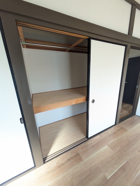 収納　洋室には収納あります