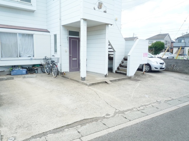 駐車場　駐車場（要空き確認）