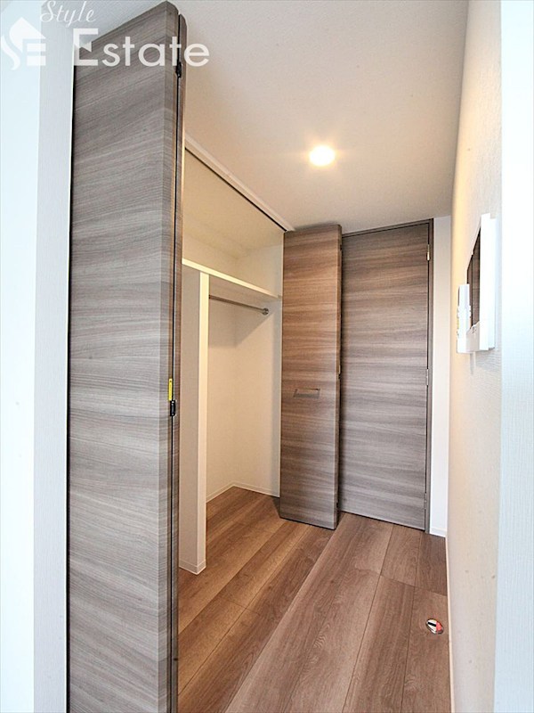 収納　クローゼット