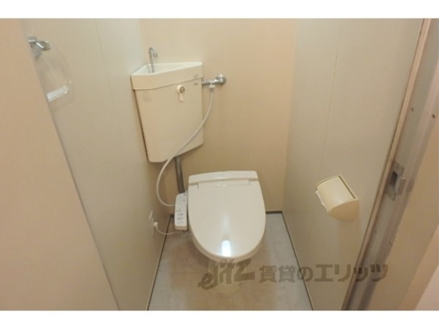 トイレ　ウォシュレット