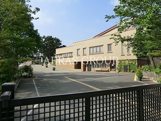 幼稚園・保育園　恵泉幼稚園（幼稚園・保育園）まで221m