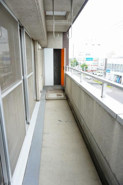 バルコニー　バルコニー