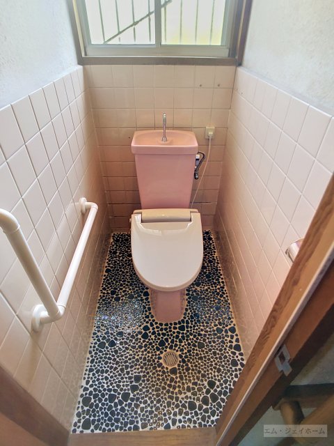 篠原町貸家のトイレ写真
