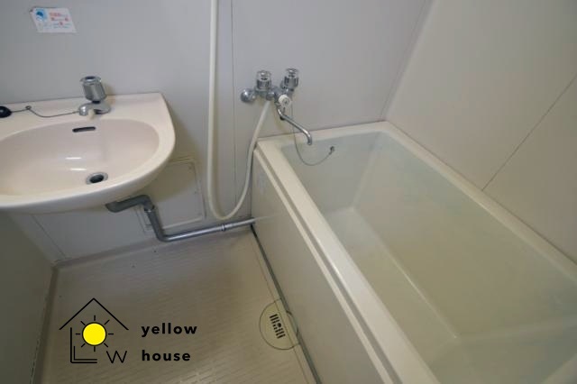 バス・シャワールーム　清潔感溢れるお風呂