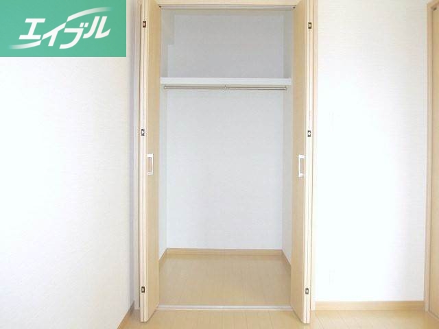 収納　クローゼット