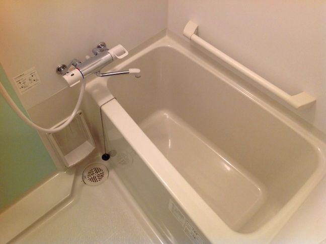 バス・シャワールーム　バス
