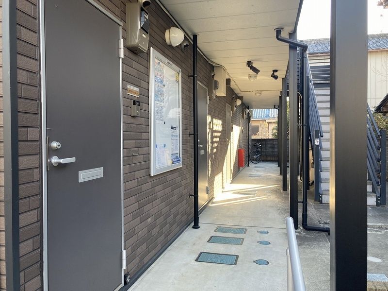 エントランス　エントランス