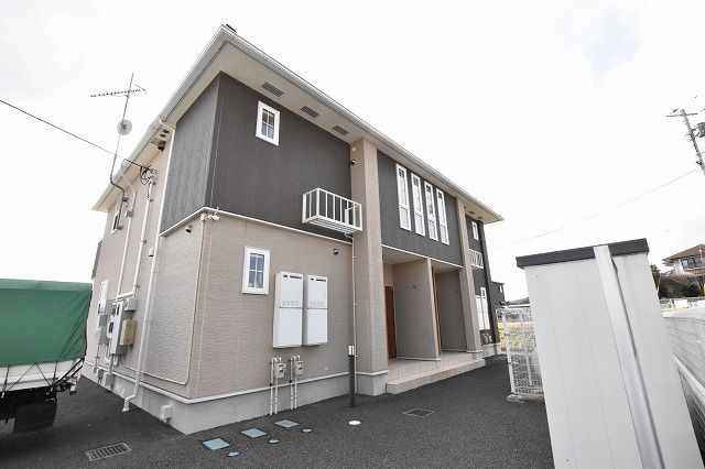 メゾン・エトワールＤの建物外観