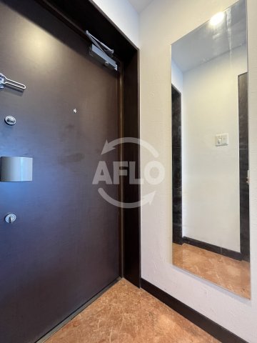 玄関　プレジオ十三　玄関