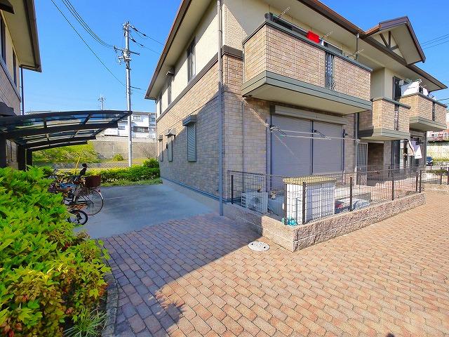 エントランス　毎日通るエントランスはこのようになっています