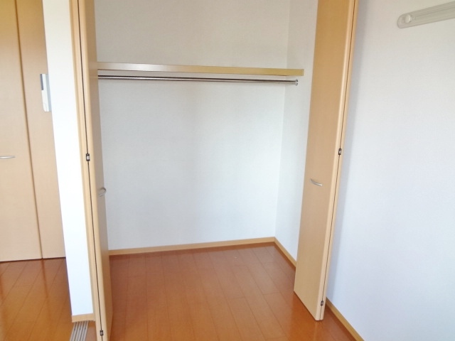 収納　洋室クローゼットです
