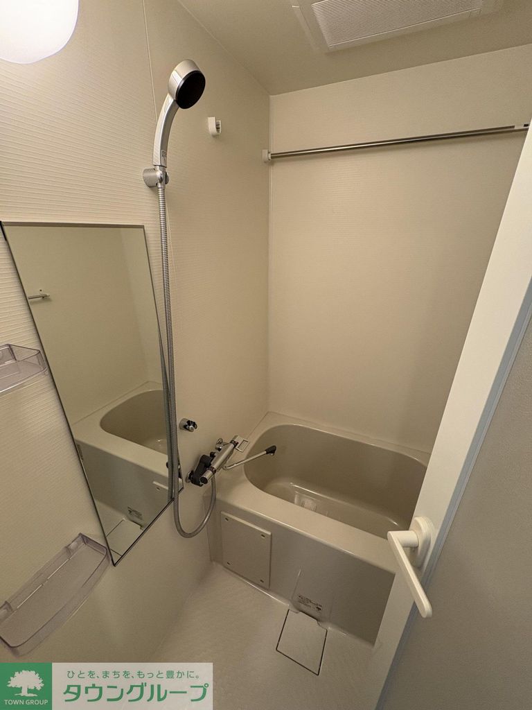 バス・シャワールーム　バス