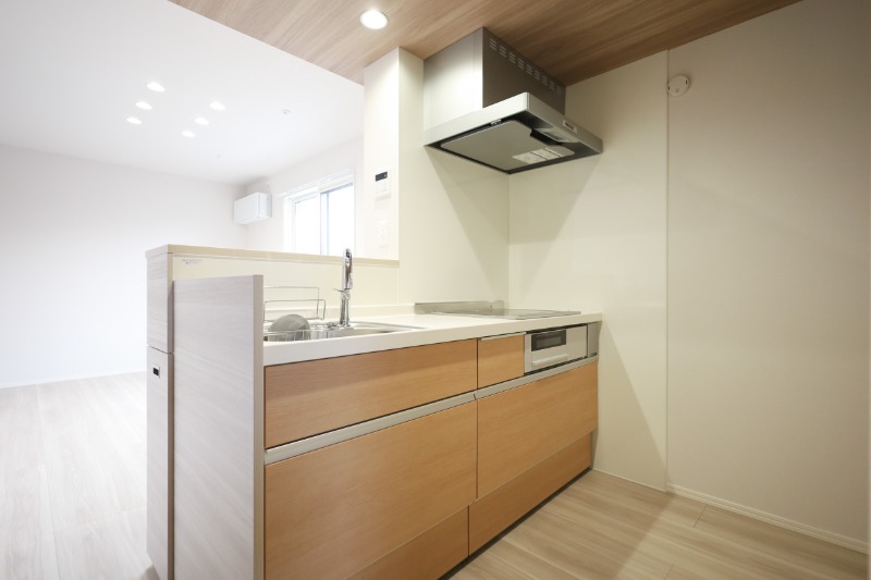 キッチン　図面と現状に相違がある場合には現状を優先