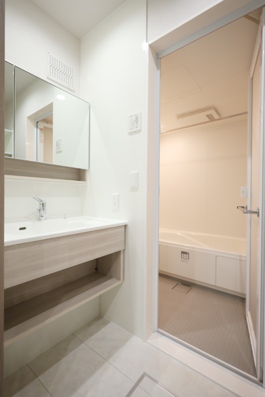 洗面設備　図面と現状に相違がある場合には現状を優先