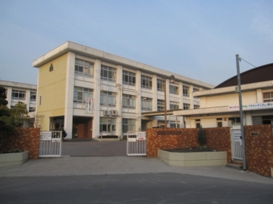 中学校　広島市立福木中学校（中学校）まで1608m