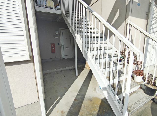 エントランス　「b’CASA吹上IIIre-born」